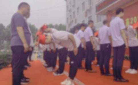 ���˶Y���L(zh��ng)���Z(y��)�\����15ƪ��