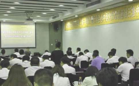 �P(gu��n)�ڸ�(j��ng)Ƹ���g(sh��)���v����ƪ