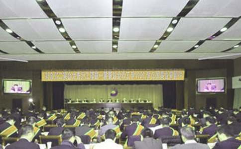 ��(j��ng)Ƹ��(zhu��n)�I(y��)���v��ϼ�9ƪ