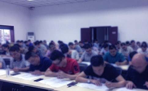 ���п�ԇ���Y���v��R����ƪ