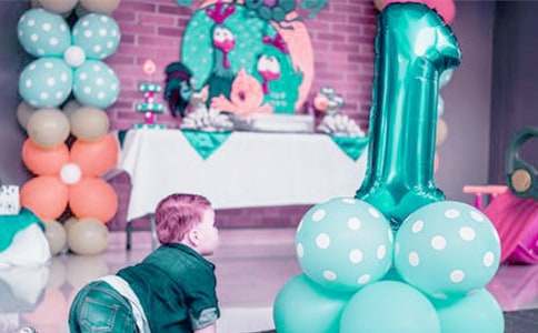 �����M������x�~[��]