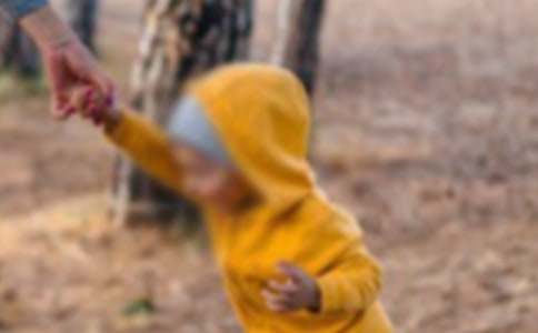 ���E�к��^��С����]��