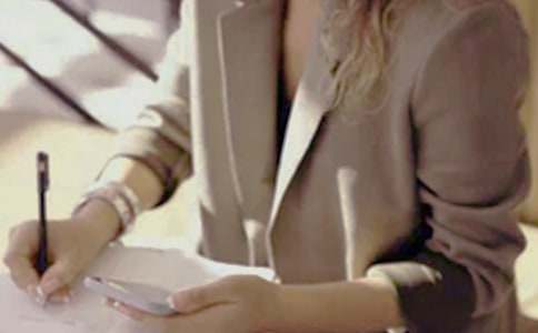 ��Ů�ԵĂ��˶Y�x