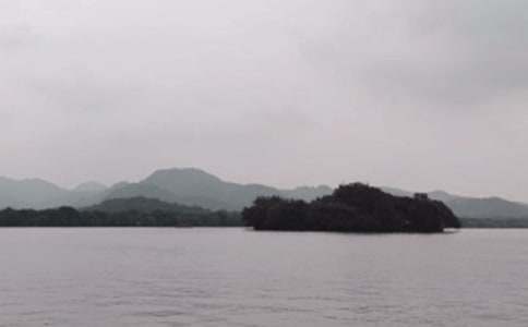 ���������~