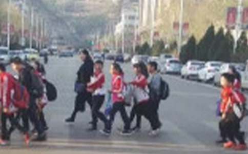 С�W(xu��)����(j��ng)�x��ɲ��İl(f��)�Ը�(15ƪ)