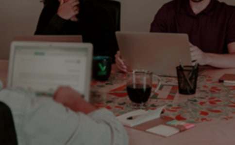 ���罻�Y�x֮���bԭ�t