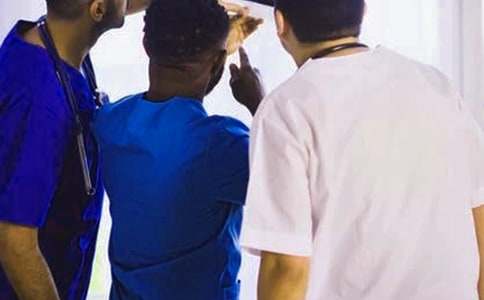 �W����K���˿��Y