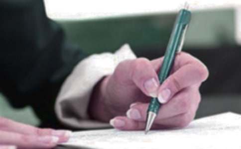 �����]��Ӣ�����ļ��\8ƪ