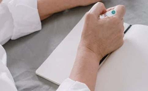 �����x��С�u�����İ�ƪ